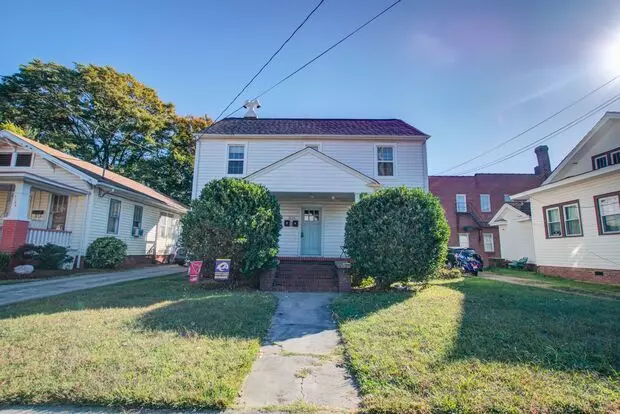 1135 Jackson Avenue Apartment for rent in Chesapeake, VA
