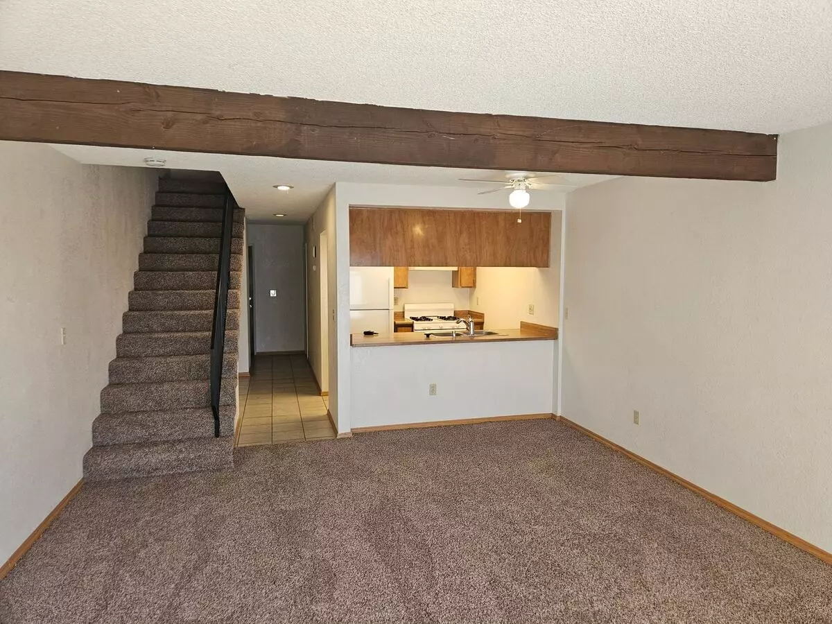 1248 Brandon Ct Apartment for rent in Redding, CA