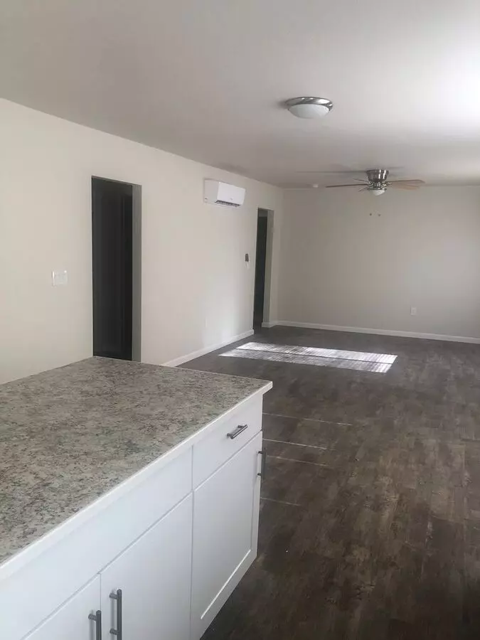 1397 E Cypress Ave Apartment for rent in Redding, CA