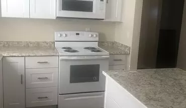2 of 12 1397 E Cypress Ave Apartment for rent in Redding, CA