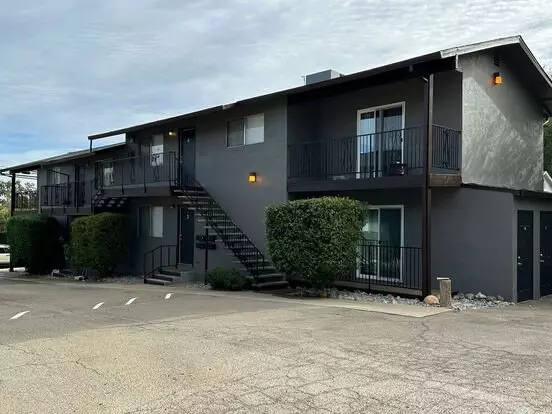 950 West St Apartment for rent in Redding, CA