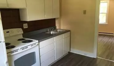 4 of 14 119 W Chapel Ave - 119 1/2 W Chapel Ave House for rent in Carlisle, PA