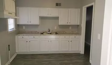 4 of 10 3987 Chippewa Rd House for rent in Memphis, TN