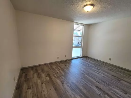 02450 Apartment for rent in Eugene, OR 02450 Apartment for rent in Eugene, OR