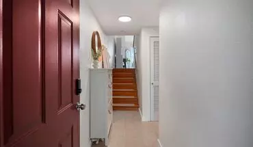 3 of 18 Mercer Island Condo House for rent in Mercer Island, WA