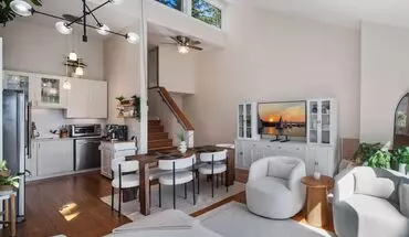 5 of 18 Mercer Island Condo House for rent in Mercer Island, WA