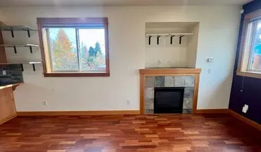 4 of 16 2300 14th Ave Unit B S House for rent in Seattle, WA