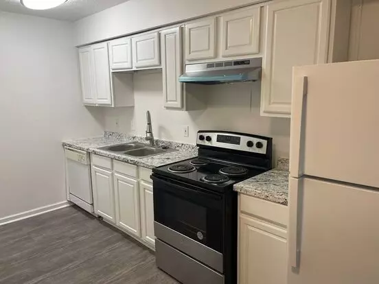 Modern 2-bed, 1-bath Oasis With Central Air And Gourmet Kitchen Apartment for rent in Phenix City, AL