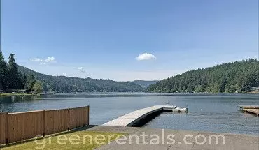 3 of 27 Waterfront Rambler On Summit Lake House for rent in Olympia, WA