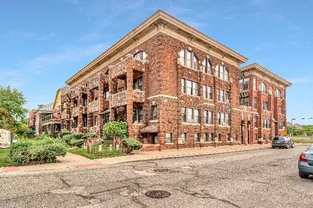 506 Kirby Apartment for rent in Detroit, MI