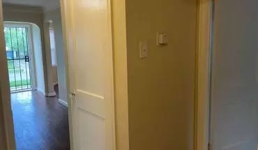 2 of 10 18914 ELKHART House for rent in Harper Woods, MI