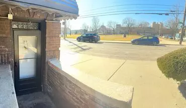 3 of 9 504 E KIRBY Apartment for rent in Detroit, MI