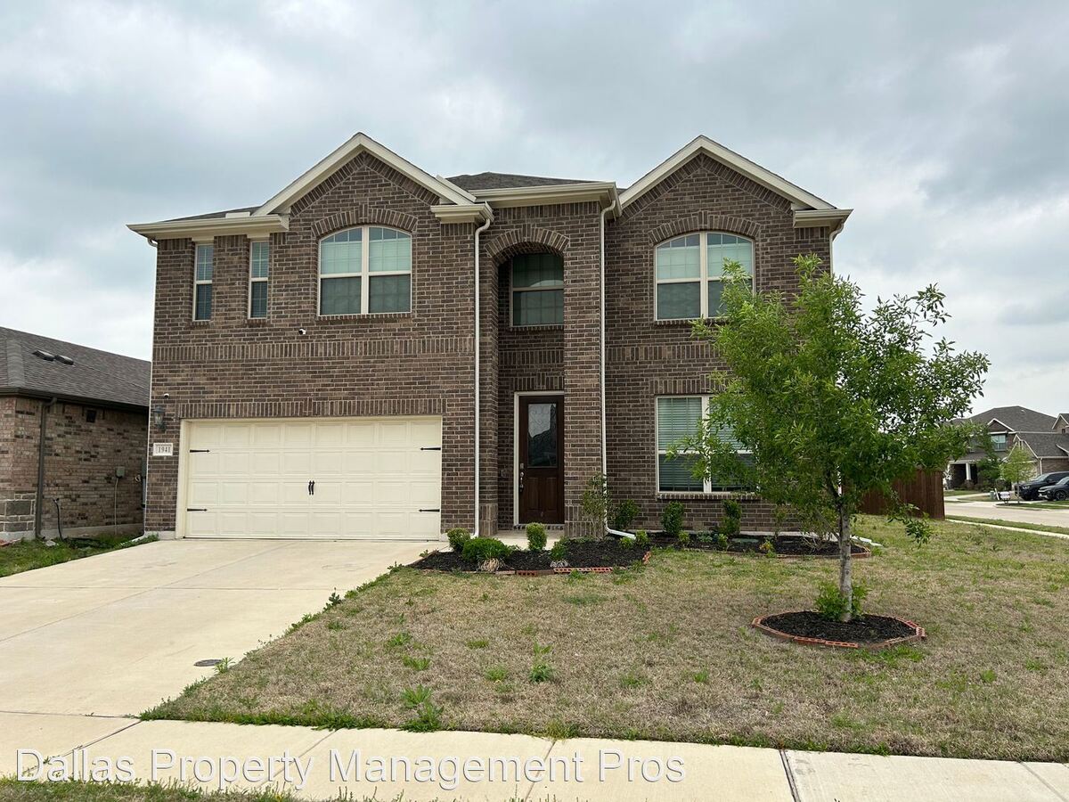 1941 Tomahawk Trl Aubrey, TX House for Rent Rentable