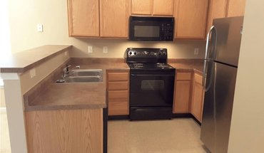 4 of 10 1885 Crest Hollow Drive Apartment for rent in Winstonsalem, NC