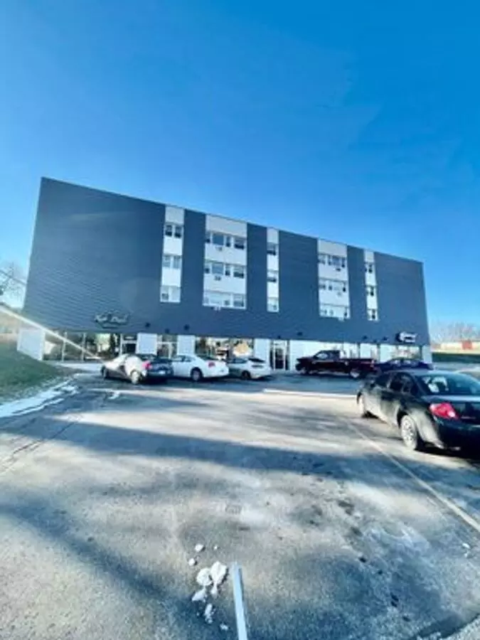 2867 S Kinnickinnic Apartment for rent in Milwaukee, WI