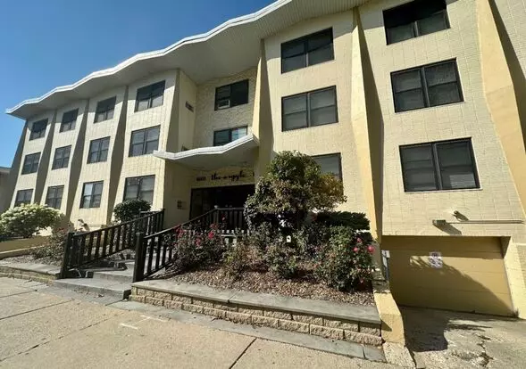 1601 N Farwell Ave Apartment for rent in Milwaukee, WI