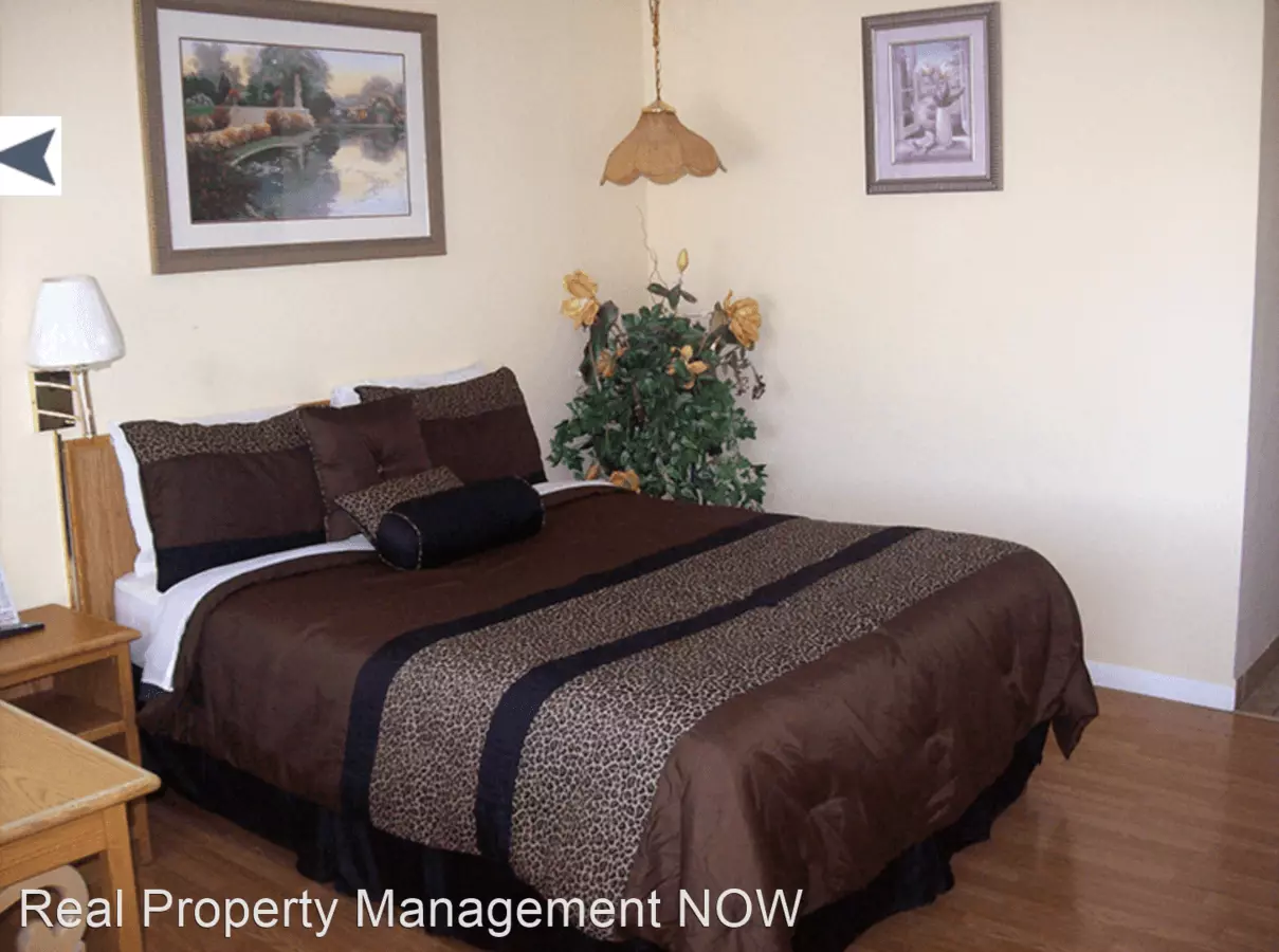 2 of 2 Columbine Apartment for rent in Grand Junction, CO