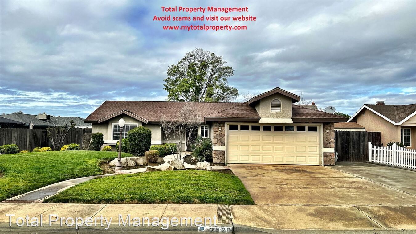 2526 N Douty St Hanford, CA House for Rent Rentable