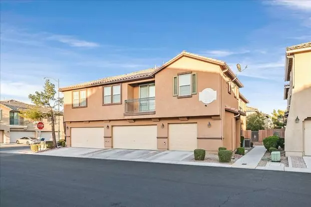 Spacious 2 Bedroom Condo With Attached Condo Apartment for rent in Las Vegas, NV