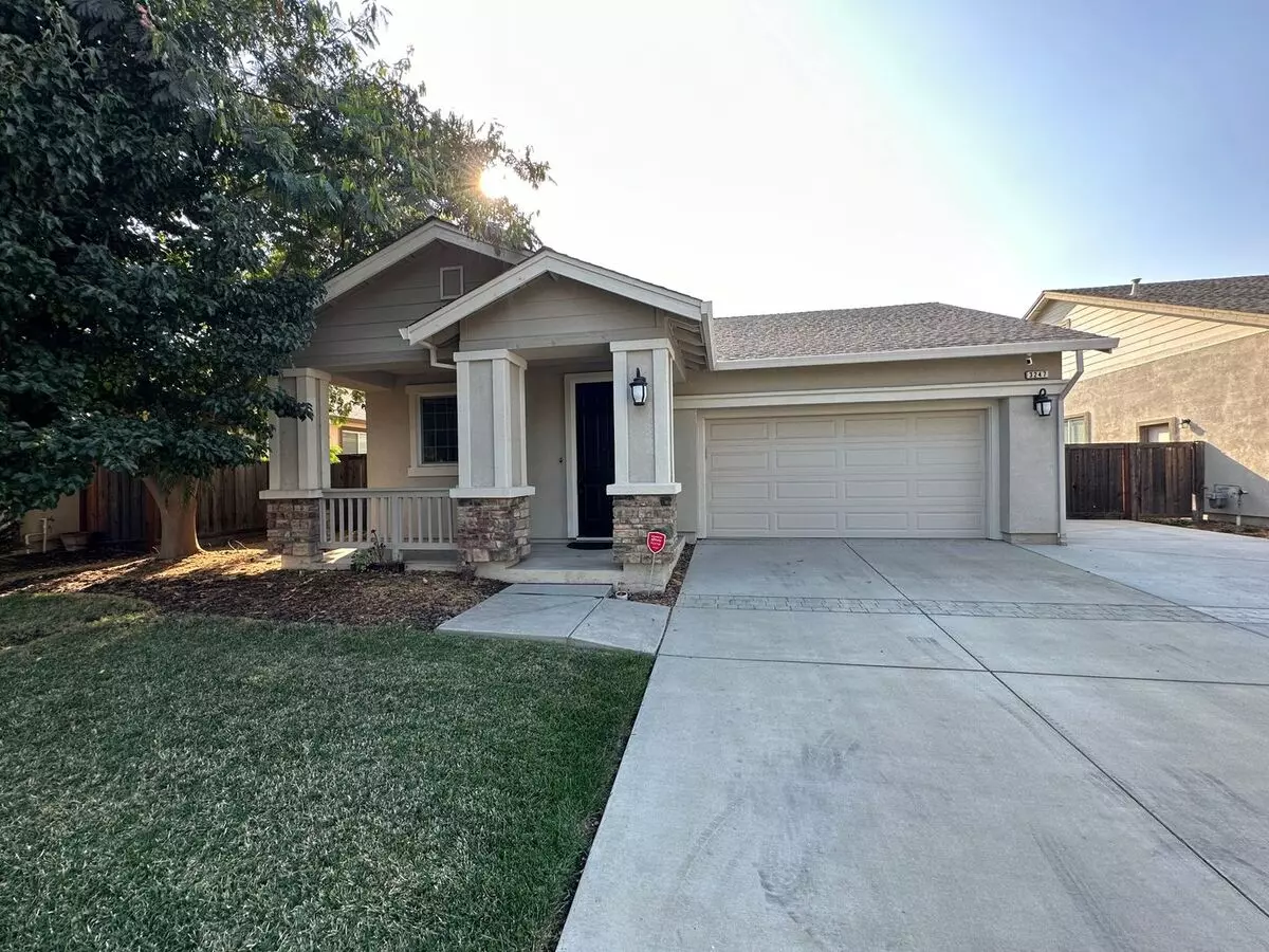 Beautiful 3 Bed 2 Bath House In A Great Location! House for rent in Chico, CA