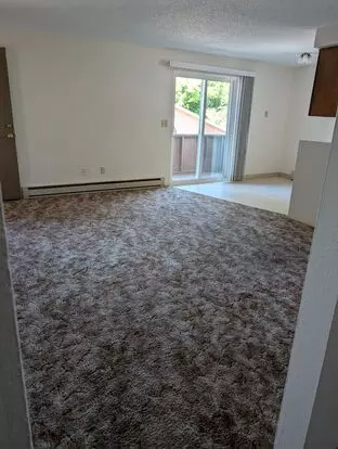 One Bedroom, One Bathroom Apartment - Located In The South Suburbs! Apartment for rent in Klamath Falls, OR