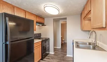 3 of 6 6516 N 64th Plz Apartment for rent in Omaha, NE
