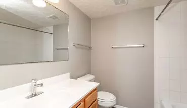 2 of 6 6516 N 64th Plz Apartment for rent in Omaha, NE