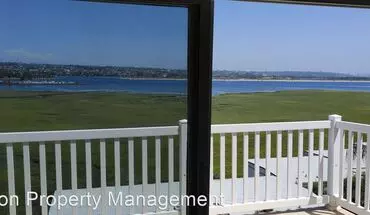 2 of 24 4015 Crown Point Dr Unit P6 House for rent in San Diego, CA