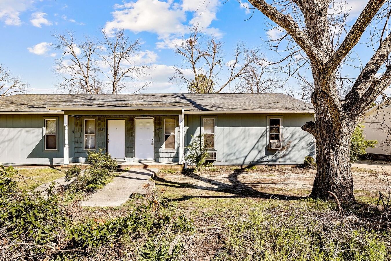 1059 A Strickland Bridge Rd Fayetteville, NC House for Rent