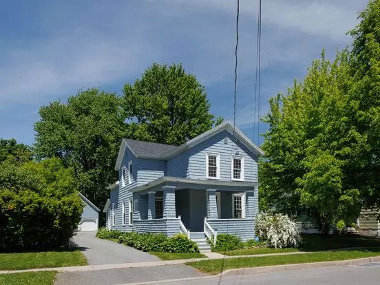 Charming And Spacious 4-bedroom, 2 Full Bath Home Located In The City Of Watertown. Apartment for rent in Watertown, NY