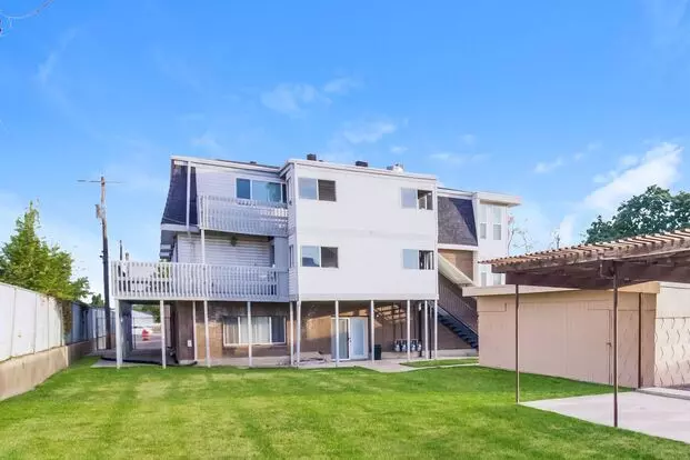 2182 W 5600 S #29 Apartment for rent in Roy, UT