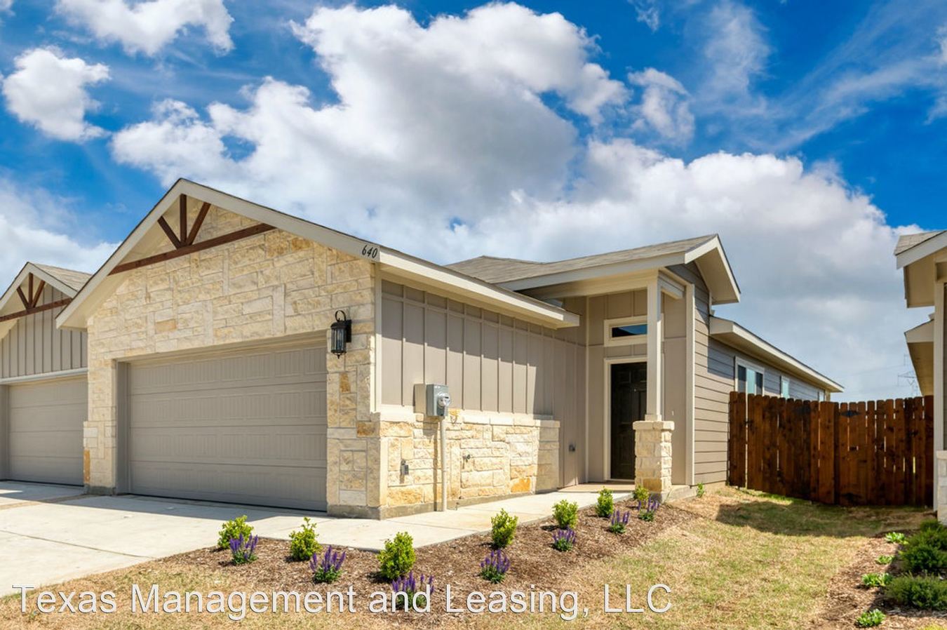 640 Harvest Moon Dr Venus, TX House for Rent