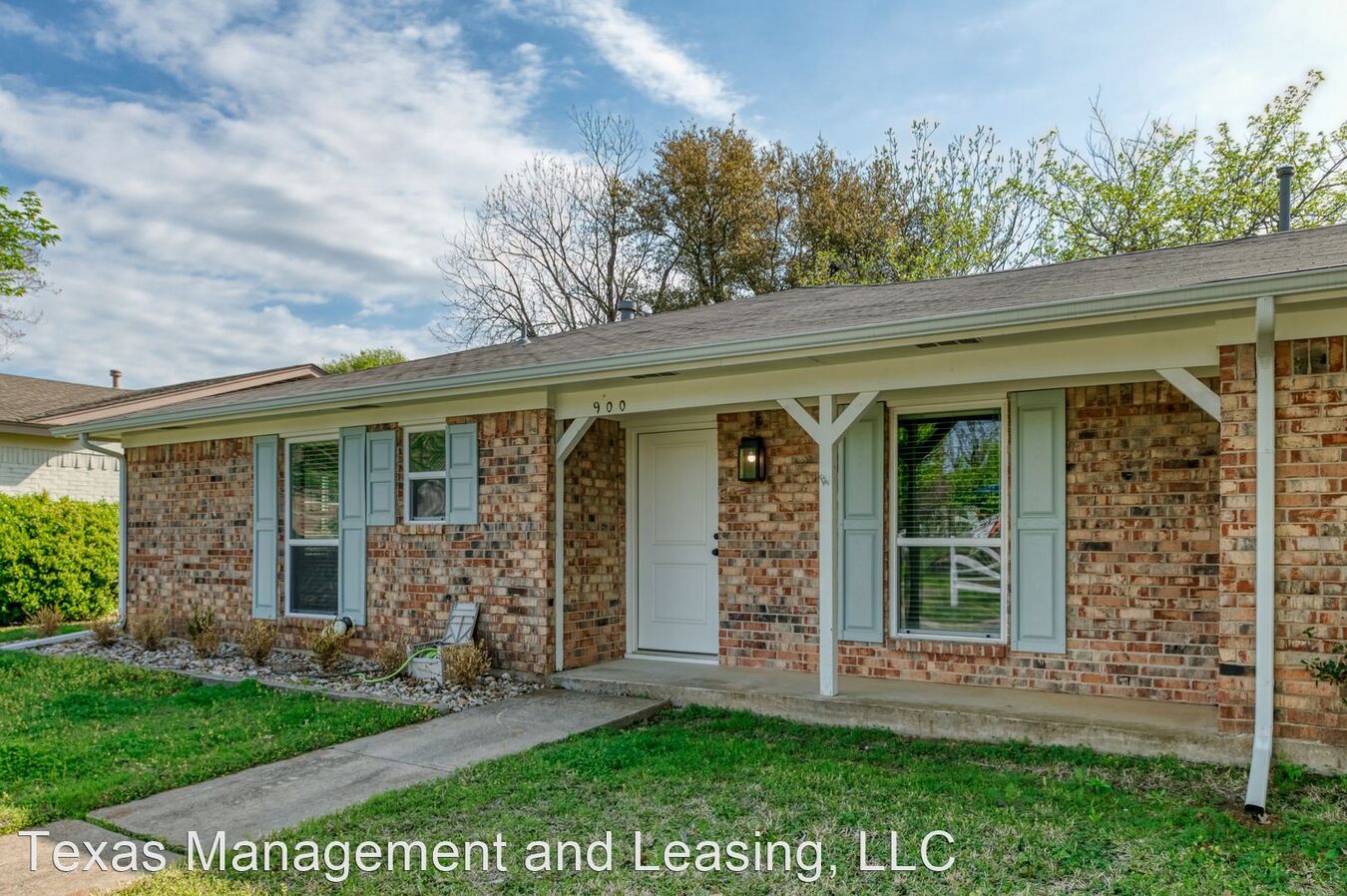 3 Bedroom Home Located In Bedford, Texas! Apartments Bedford, TX