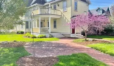 2 of 26 Rare Find In Brewer’s Hill – Bright, Character-filled 3br Upper + $500 Move-in Credit! House for rent in Milwaukee, WI