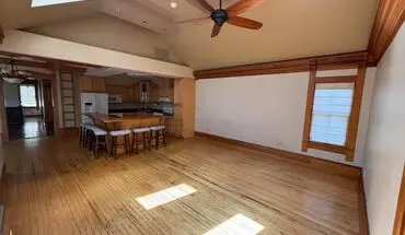 5 of 26 Rare Find In Brewer’s Hill – Bright, Character-filled 3br Upper + $500 Move-in Credit! House for rent in Milwaukee, WI