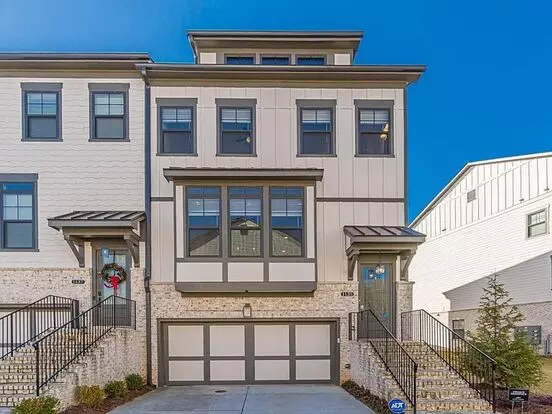 Luxury End Unit Home Druid Hills Apartment for rent in Decatur, GA