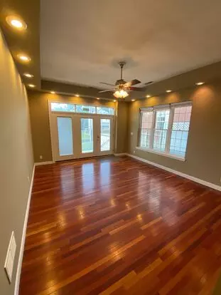 1407 Wilson Ave Apartment for rent in Columbia, MO