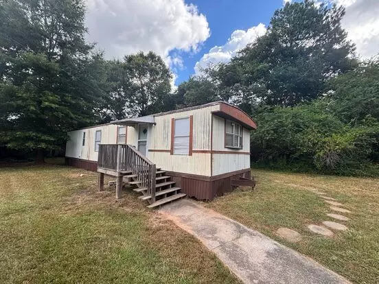 2 Bedroom, 1 Bathroom - Mobile Home In North Rome! Apartment for rent in Rome, GA
