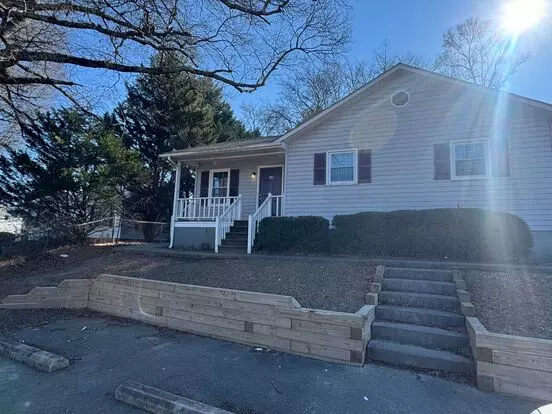 4 W 1st St Apartment for rent in Aragon, GA