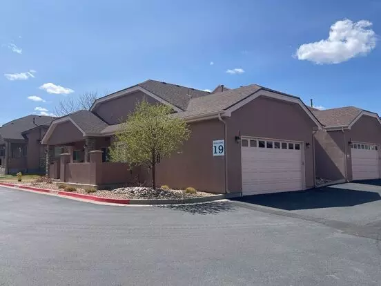Three Bedroom Ranch Style Condo With All The Amenities! Apartment for rent in Commerce City, CO