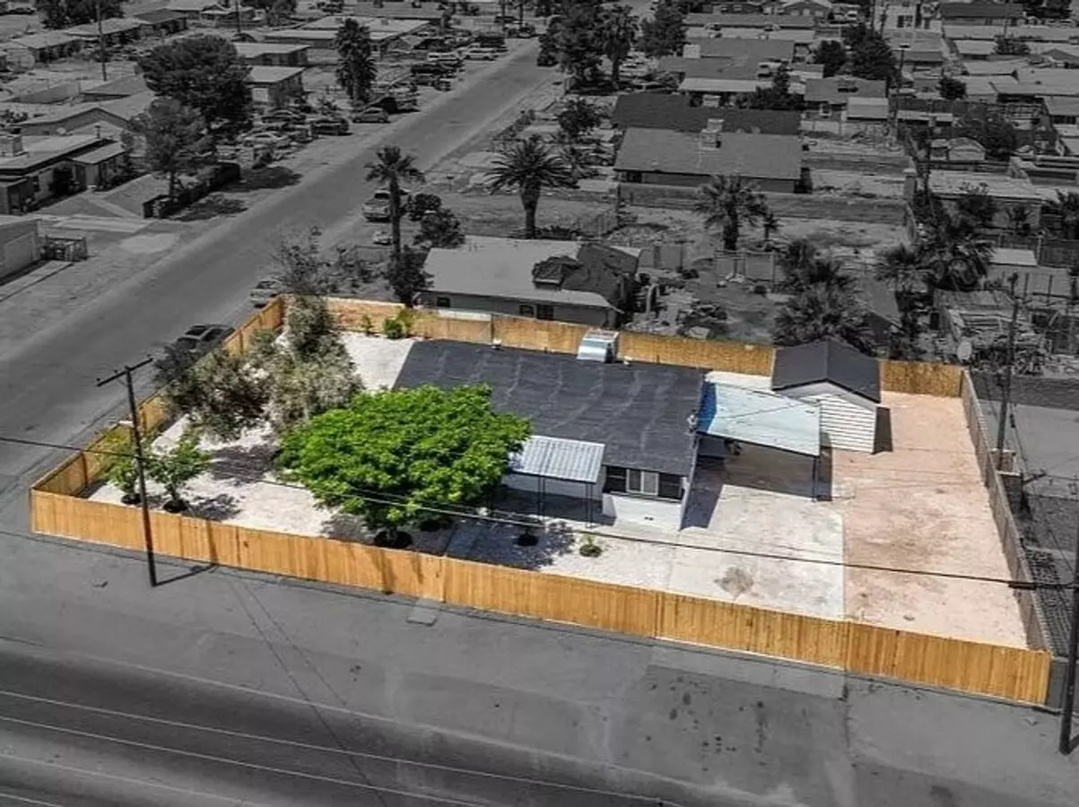 Coming Soon! 3Bed 2 Bath Plus Casita Huge Lot For All Your Rv & Recreational Storage Needs House for rent in Las Vegas, NV