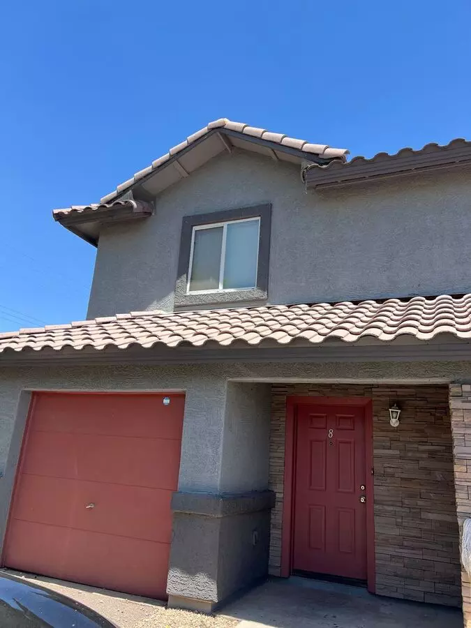 3 Bed 2.5 Bath $1450. House for rent in Phoenix, AZ