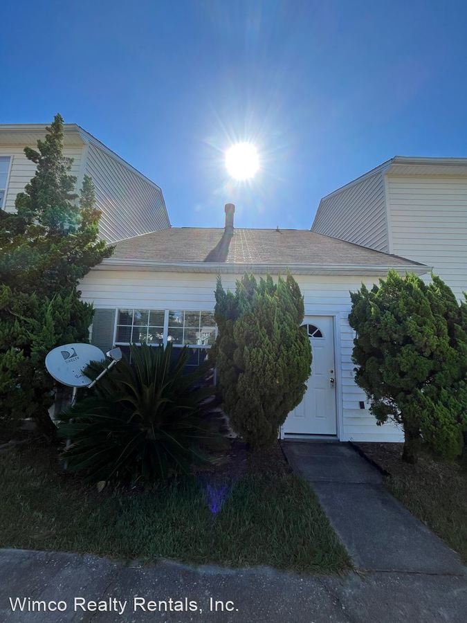 507 C St Mary Esther, FL House for Rent