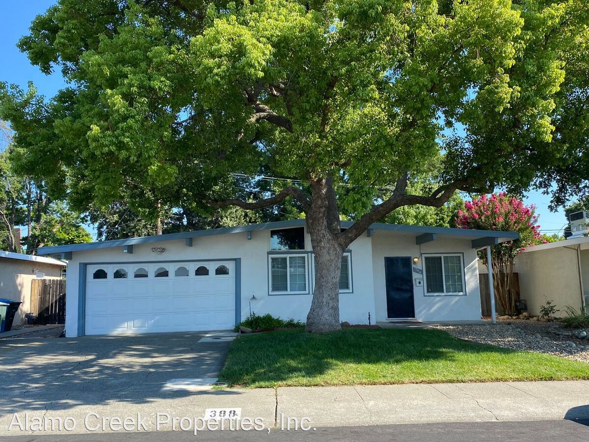 388 Fir St Vacaville, CA House for Rent Rentable