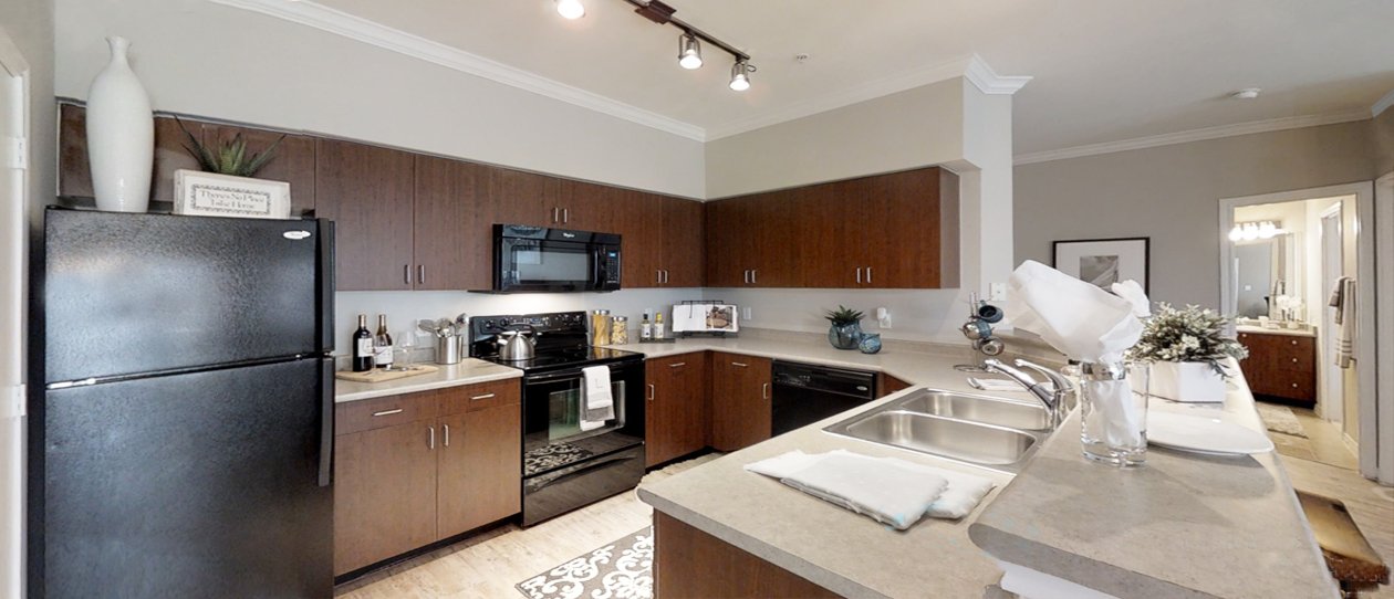 Lakeside 121 Apartment for rent in Lewisville, TX