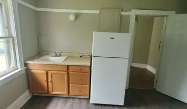 3 of 8 2338-2340 N 15th St. (4 Unit) Apartment for rent in Milwaukee, WI