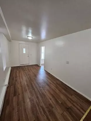 2031-2033 S 15th Pl. (duplex) Apartment for rent in Milwaukee, WI