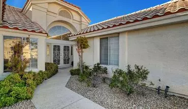 3 of 31 Signature At Peccole Ranch House for rent in Las Vegas, NV