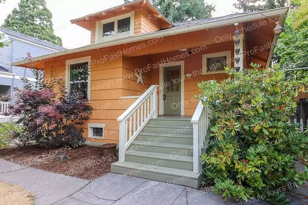 5114 SE 58th Ave Apartment for rent in Portland, OR