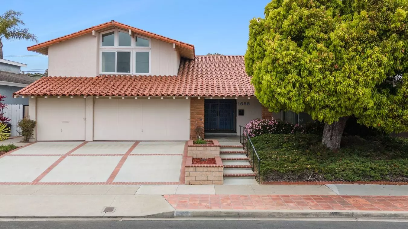 The Hill- Stellar Location-sfr 4/3 In Seal Beach House for rent in Seal Beach, CA